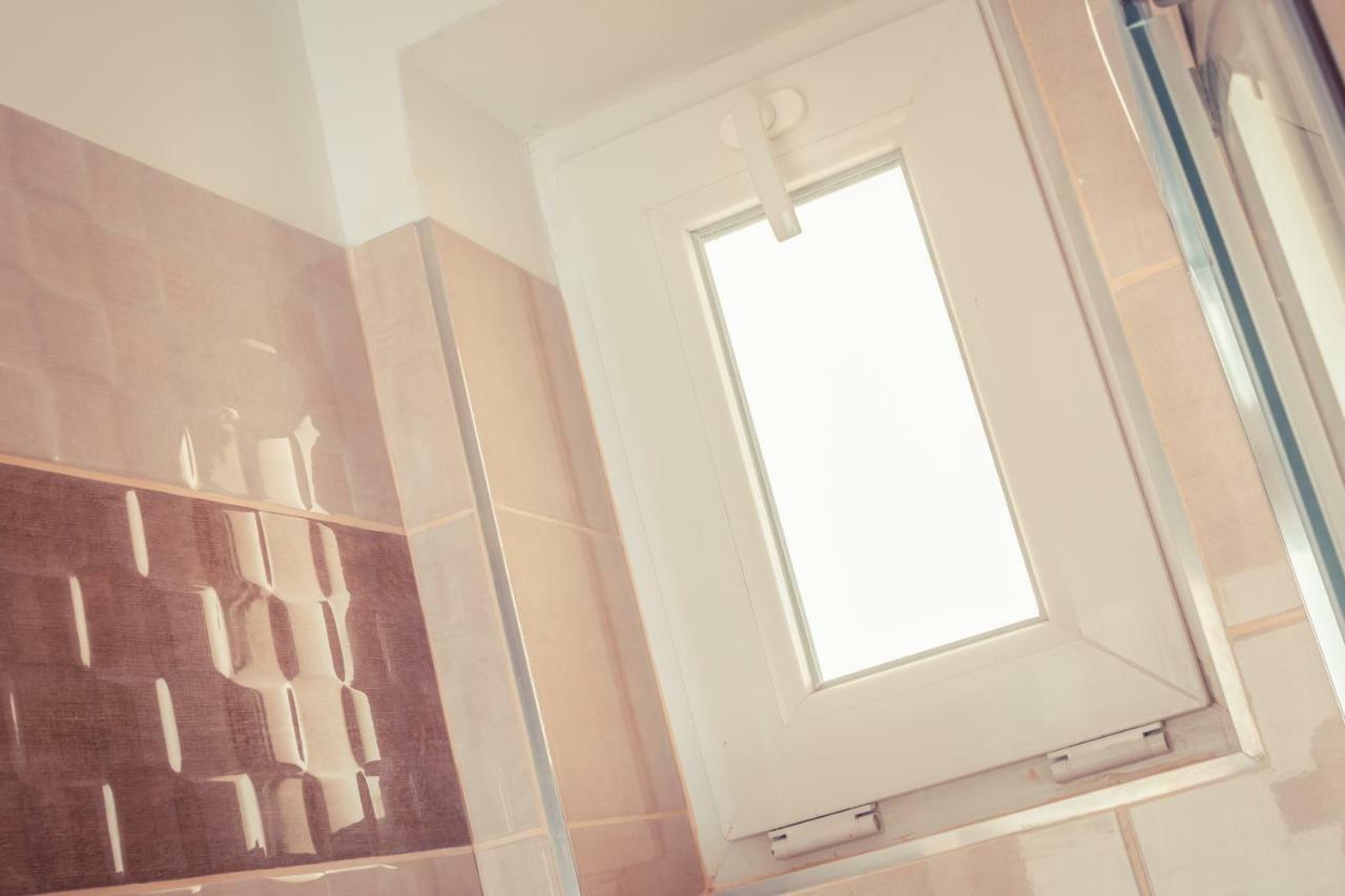 Sekli Panzio Apartment Balatonlelle Luaran gambar
