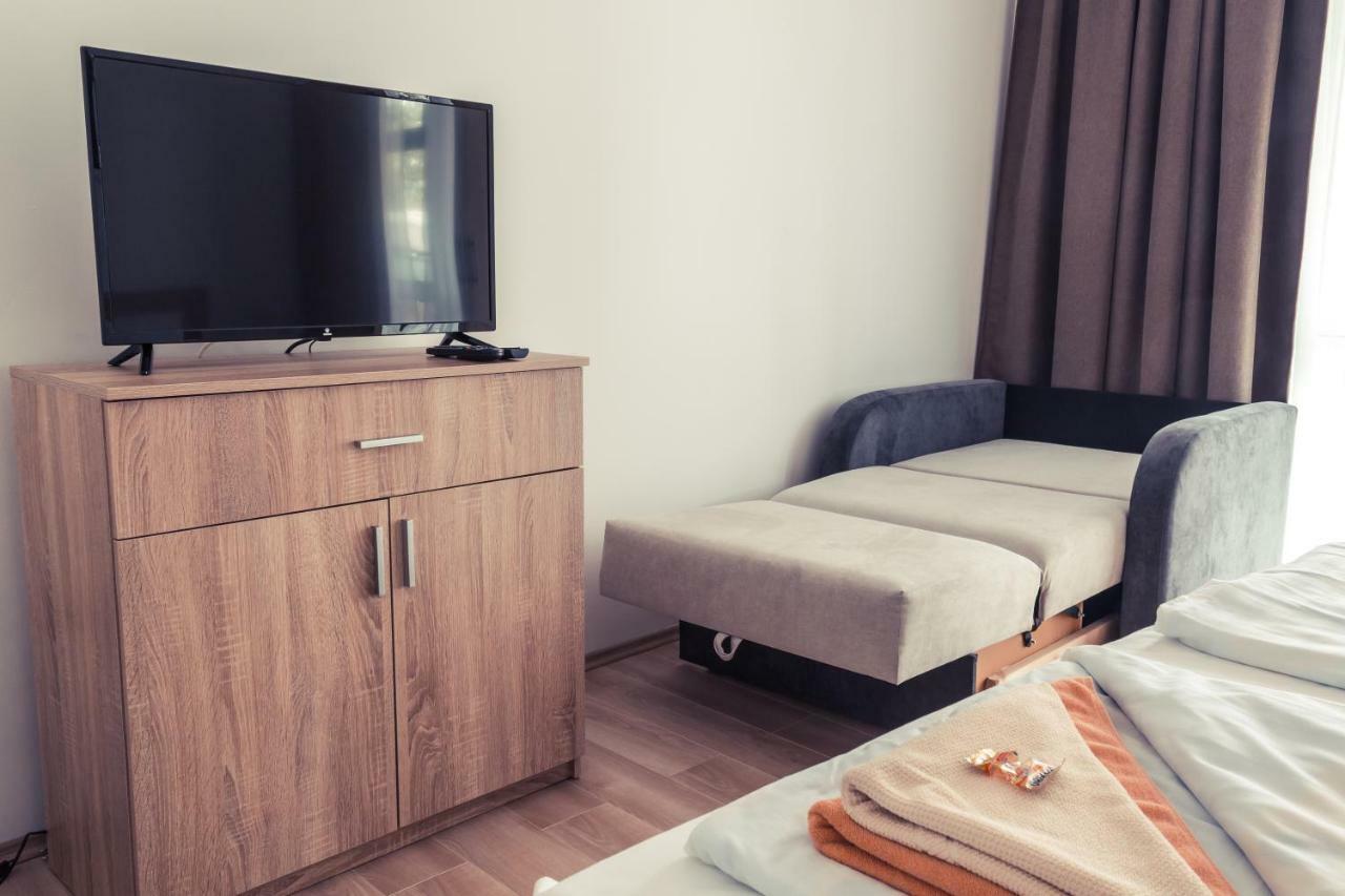 Sekli Panzio Apartment Balatonlelle Luaran gambar